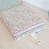 Album photo bébé tissu personnalisé  - velours beige & imprimé fleuri