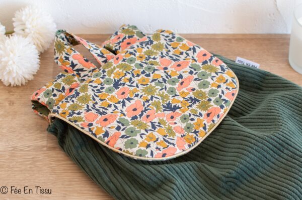 Sac à Dos personnalisé prénom Velours côtelé vert et imprimé liberty fleuri
