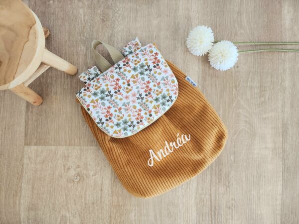 Sac à Dos personnalisé prénom Velours côtelé moutarde et imprimé fleuri