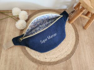 Sac Banane personnalisable Velours côtelé bleu marine et imprimé fleuri