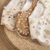 Bavoir bébé fleurs tissu coton fleuri bohème et éponge bambou