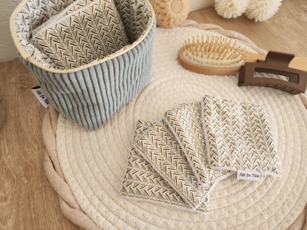 Lingettes lavables avec pochon de rangement Velours côtelé vert d'eau et imprimé fleuri