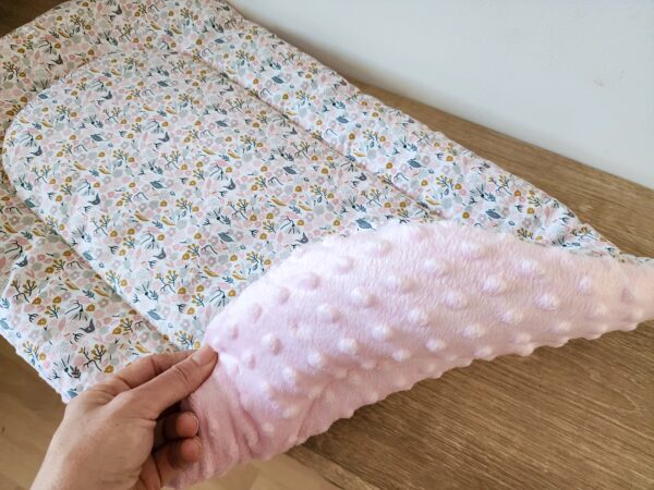 Topponcino bébé tissu petites felurs, minky rose